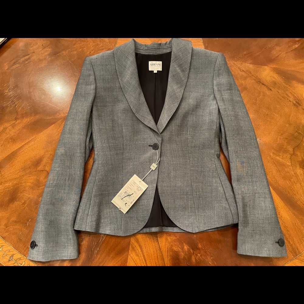 Ladies Size Six Armani Collezioni Blazer